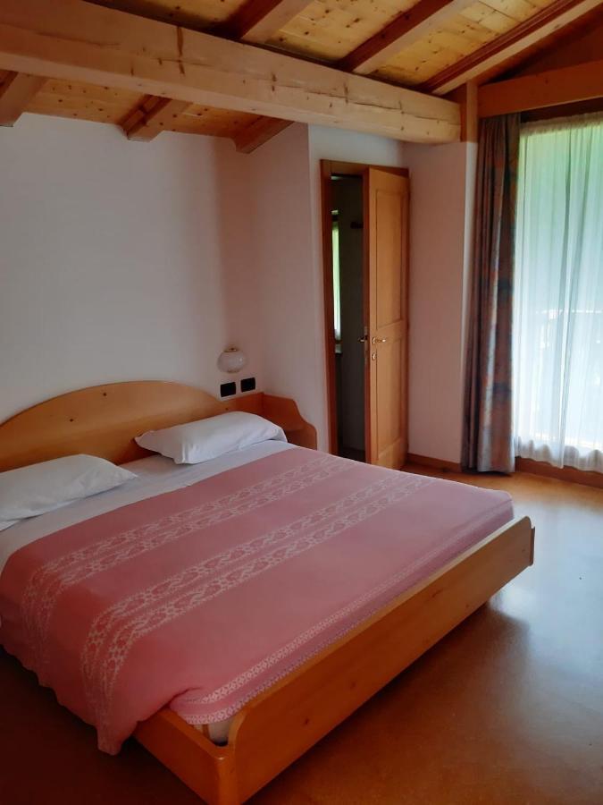 Albergo Scoiattolo Tret Zewnętrze zdjęcie